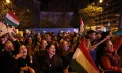 Cum a fost sărbătorită victoria lui Peter Magyar în Budapesta: Oamenii au dansat pe străzi, au cântat și au lansat focuri de artificii - VIDEO
