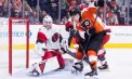 Imagini hilare în NHL: portarul de la Philadelphia Flyers a făcut pucul „să dispară”, iar faza a devenit virală - VIDEO