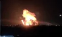 Incendiu violent în România. Cerul Bucureștiului, luminat în miez de noapte: „Am fugit să tragem mașinile”