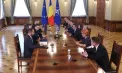 Preşedintele României, Nicușor Dan cheamă miercuri partidele din coaliție la consultări, după ce PSD a retras sprijinul lui Bolojan. Discuții la Cotroceni și dimineață, și seara