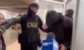 Doi dintre cei șase polițiști de la IP Botanica, reținuți într-un dosar de corupție - aduși la Judecătorie: Unul a fost plasat în arest pentru 30 de zile - VIDEO