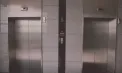 Clipe de groază pentru o mamă și fiica sa de 3 ani: Au fost amenințate și terorizate de un bărbat într-un ascensor din Chișinău. Cum s-a întâmplat totul