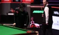 Nord-irlandezul Mark Allen și chinezul Wu Yize au intrat în istoria snookerului după ce au jucat cel mai lung frame văzut vreodată la Crucible - VIDEO