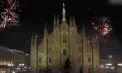 Sărbătoare totală la Milano: de pe teren, petrecerea a continuat în vestiar și pe străzile orașului, unde mii de fani au transformat noaptea într-un spectacol de lumină și emoție - VIDEO
