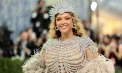 Spectacol grandios la Met Gala 2026: vedetele au defilat în ținute extravagante, iar Beyoncé a atras toate privirile într-o rochie spectaculoasă în formă de schelet - VIDEO