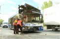 „A fost un sunet ca de explozie”: mărturiile martorilor după accidentul violent dintre un troleibuz și un camion în capitală - VIDEO