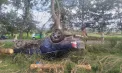 Accident grav la Camenca: un șofer beat și fără permis a pierdut controlul volanului și s-a răsturnat după impactul violent cu doi copaci. Două persoane au ajuns la spital – FOTO