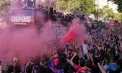 Fiesta la Barcelona după titlul din Spania: vedetele catalane s-au plimbat cu bicicletele prin oraș după miezul nopții, iar mii de fani au petrecut până dimineață - VIDEO