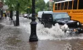 Inundații pe străzile din New York. Cel mai mare oraș din SUA, sub ape: stații de metrou afectate, mii de localnici fără electricitate 