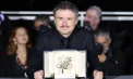 Triumf românesc la Cannes: Cristian Mungiu a câștigat din nou Palme d’Or, cu filmul „Fjord”, după 19 ani de la „4 luni, 3 săptămâni și 2 zile”
