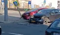 Accident violent în centrul Chișinăului: două mașini s-au ciocnit, iar o pasageră a ajuns la spital – FOTO