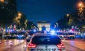 Între euforie și haos, Parisul a trăit o nouă noapte de sărbătoare după ce echipa preferată Paris Saint-Germain a cucerit al doilea trofeu consecutiv al Ligii Campionilor - VIDEO