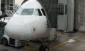 Momentul în care botul unui avion Boeing se prăbușește în parcare pe un mare aeroport din Europa. Mai multe persoane au fost rănite - VIDEO