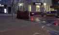 O mașină s-a răsturnat după ce șoferul a efectuat un viraj la dreapta de pe a treia bandă de circulație. Din fericire, nu au fost înregistrate victime - VIDEO