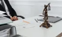 Un fost executor judecătoresc din Chișinău - acuzat că a bătut un bărbat până la moarte. Câți ani ar putea sta după gratii dacă va fi găsit vinovat 