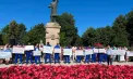 Înainte de marșul Pride Chișinău, zeci de credincioși s-au adunat la rugăciune în fața monumentului lui Ștefan cel Mare - VIDEO