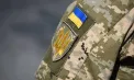 Tensiuni fără precedent la Lvov: un vehicul al Centrului Teritorial de Recrutare a fost răsturnat de mulțime în timpul mobilizării unui tânăr, iar un militar a fost agresat - VIDEO
