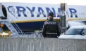 Momente de panică într-un avion care zbura spre München: Un geam s-a spart la scurt timp după decolare. Ce au spus pasagerii - VIDEO