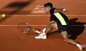 Carlos Alcaraz pregătește revenirea spectaculoasă pe teren: spaniolul se antrenează cu o rachetă special modificată în perioada de recuperare - VIDEO