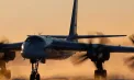 Lovitură grea pentru Moscova: Imaginile din satelit confirmă distrugerea unui bombardier strategic Tu-95, la 800 km de granița Ucrainei