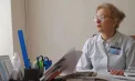 O viață dedicată vindecării altora: Medicul Victoria Bacalu are nevoie de noi pentru a învinge cancerul