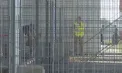 Soluție pentru cozile din aeroport: pasagerii vor aștepta îmbarcarea într-o zonă temporară special amenajată până la extinderea terminalului. Când va fi deschisă - VIDEO