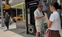 Adio aplicațiilor de dating? O cabină foto din New York le găsește oamenilor un posibil partener printr-o simplă fotografie - VIDEO