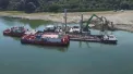 Operațiune fără precedent pe Dunăre: România scufundă controlat barje pentru a proteja funcționarea Centralei Nucleare de la Cernavodă - VIDEO
