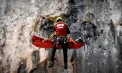 Misiune dificilă în Bucegi. Salvamontiștii români au folosit în premieră un sistem special pentru doi alpiniști blocați pe stâncă - VIDEO
