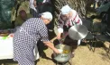 Sipoteni a sărbătorit gustul tradiției la Festivalul Zemei: gospodinele s-au întrecut în cele mai bune rețete: „Tăițeii sunt de casă, găina e de casă, borșul acru e de al nostru, are și leuștean" - VIDEO