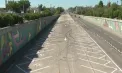 „Nu ai pe unde trece”: Parcarea de captură de la Telecentru, amenajată pentru sute de mașini, dar fără acces direct la transportul public. Ce spun șoferii – VIDEO