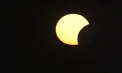 Eclipsa de Soare, spectacol pe cer în România: o treime din discul solar a fost acoperită, iar fenomenul a fost urmărit cu sufletul la gură - VIDEO