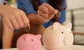 Tinerii din Moldova vor să știe cum să-și gestioneze banii, dar cunoștințele financiare îi dau de gol: doar 10,7% au răspuns corect la toate întrebările unui studiu - VIDEO