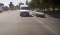Un șofer - surprins cu viteză excesivă pe o stradă din Chișinău: a ieșit la depășire și a pus în pericol participanții la trafic. INSP s-a autosesizat- VIDEO
