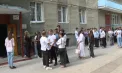 Forfotă în căminele studențești din Chișinău, înainte de începerea noului an de studii: Studenții fac ordine, își aranjează lucrurile, iar unii s-au apucat de mici reparații - VIDEO