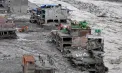 Căutările continuă printre ruinele din Nepal, dar șansele de a găsi supraviețuitori sunt tot mai mici: Peste 1.000 de oameni au murit, iar mii sunt încă dați dispăruți - VIDEO