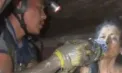 Miracol în Nepal: o femeie de 64 de ani a fost găsită în viață la 10 zile după inundațiile devastatoare. Familia începuse deja ritualul de doliu - VIDEO