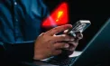 A anunțat poliția în timp ce vorbea cu escrocii: Un ucrainean, reținut cu 300.000 de lei și 8.500 de euro, după ce a mințit o femeie din Ialoveni