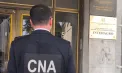 Percheziții la „InTehAgro” și la administratorul unei școli auto din Chișinău: Mai mulți angajați sunt bănuiți că ar fi pretins și luat mită pentru permise și acte