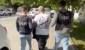 Un cetățean georgian, expulzat din Moldova după executarea pedepsei pentru furt: a fost escortat de la penitenciar până la Aeroportul Chișinău - VIDEO