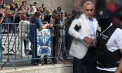 LIVE TEXT. Călin Georgescu, adus în fața judecătorilor: peste 100 de susținători s-au adunat în fața Tribunalului București: „Dosar fabricat, Călin nevinovat” - FOTO/VIDEO