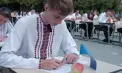 „O societate sănătoasă se bazează pe valorile naționale”: 80 de participanți au scris împreună Marea Dictare Comunitară, organizată în satul Larga din raionul Briceni - VIDEO