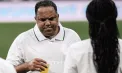 Pauză de hidratare... cu bere: legendele lui Werder Bremen și Real Madrid au schimbat apa cu berea în timpul meciului - VIDEO