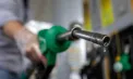 Prețurile carburanților îi împing pe europeni peste graniță: olandezii merg în Belgia și Germania pentru benzină și cumpărături - VIDEO