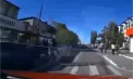 O fetiță, la un pas să fie lovită pe trecerea de pietoni la Hîncești: șoferul a fost identificat și ar putea să rămână fără permis de conducere - VIDEO