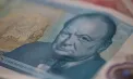 Marea Britanie își schimbă banii. Elimină figuri istorice și mari personalități de pe bancnote