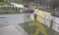Accident grav la Sîngerei: Un biciclist a murit pe loc după ce a fost lovit de o mașină. Momentul impactului, surprins de o cameră de supraveghere - VIDEO