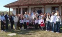 O viață cât un secol: Mătușa Iuliana Postică din Mereni și-a sărbătorit centenarul alături de cei 35 de descendenți, de la copii și nepoți până la un stră-strănepot de un an - VIDEO