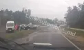 Accident la ieșirea din Ialoveni: un automobil a lovit parapetul de protecție și un indicator rutier. Imagini de la locul impactului - VIDEO