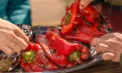 Ce să adaugi peste ardeii copți pentru un gust mult mai bun. Ingredientul simplu care face diferența